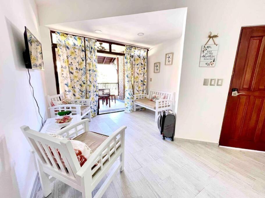 Las Terrenas Beachfront 2 Bedrooms Condo With Pool Exterior photo